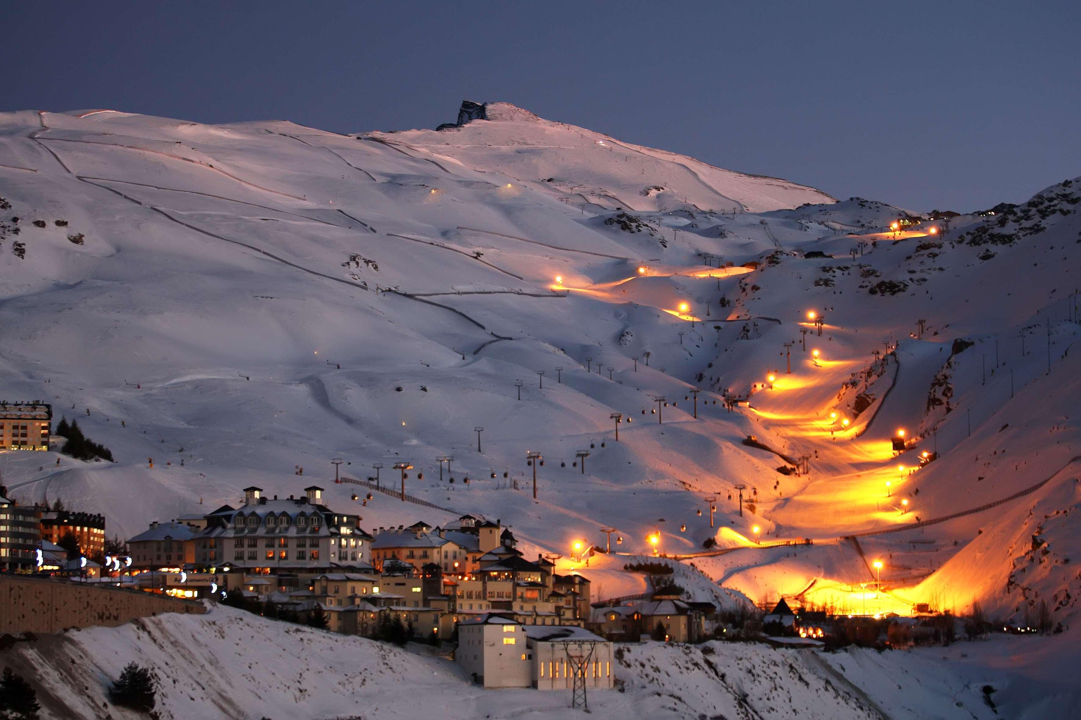Hotel Melia Sol Y Nieve Sierra Nevada Exteriér fotografie